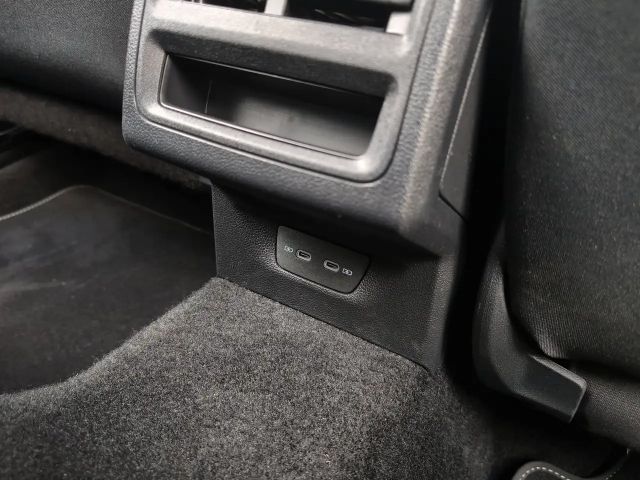 Volkswagen Golf Rabbit TSI