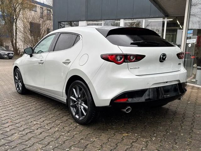 Mazda 3 Exclusive-line
