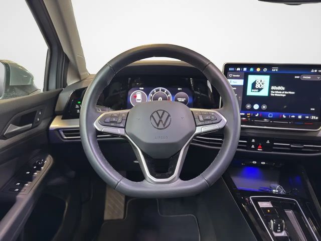 Volkswagen Golf 1.5 eTSI DSG Style Variant