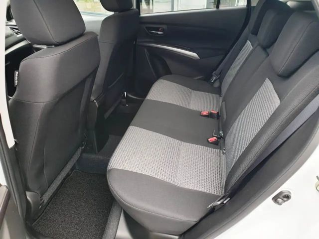 Suzuki S-Cross AllGrip Hybrid