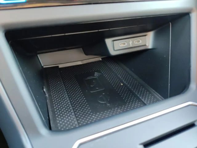 Volkswagen Taigo DSG R-Line Style