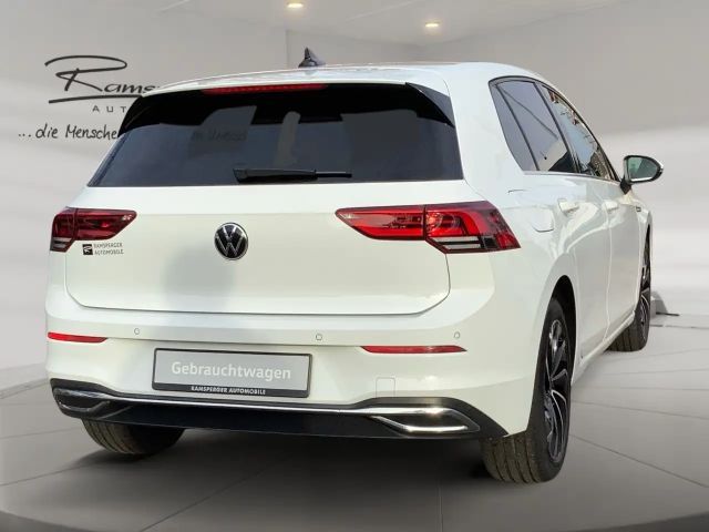Volkswagen Golf 2.0 TSI DSG Golf VIII Style