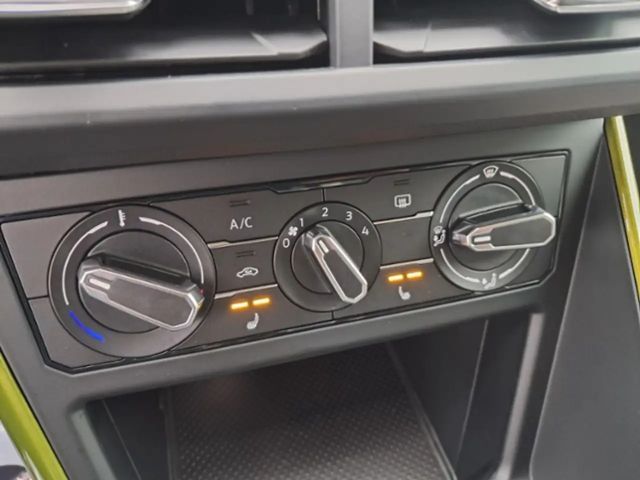 Volkswagen Taigo 1.0 TSI DSG Style