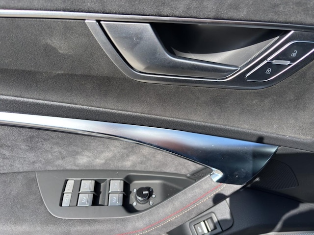 Audi A6 e-tron Avant Performance Quattro