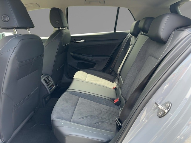 Volkswagen Golf DSG Golf VIII Style