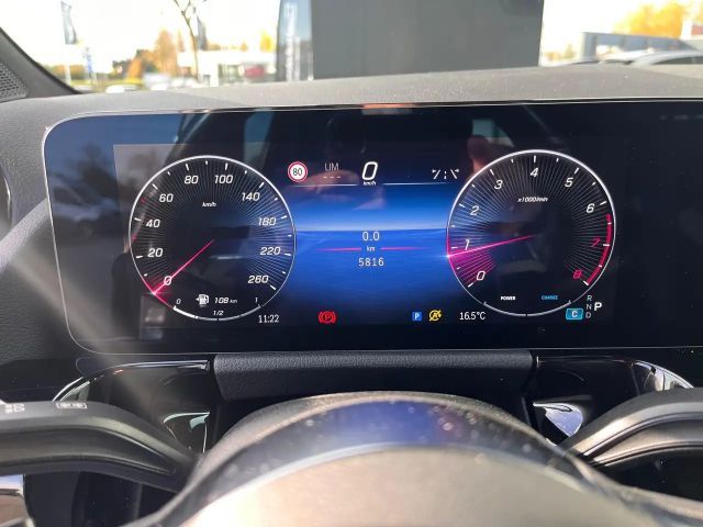 Mercedes-Benz B 180 Luxury Line