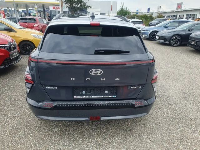 Hyundai Kona 64 kWh Electric