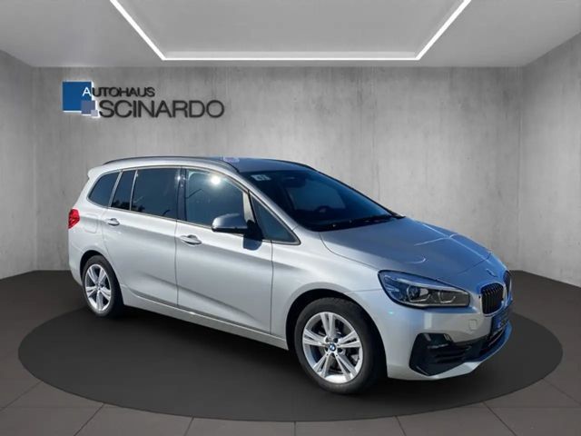 BMW 218 218d Gran Tourer Sport Line