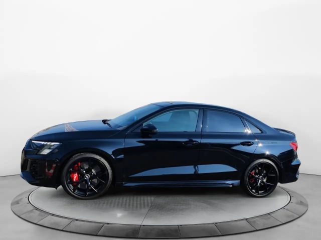 Audi RS3 Quattro S-Tronic Sedan