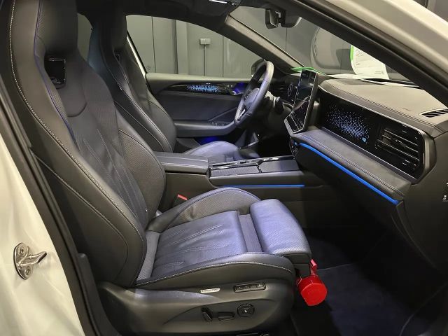 Volkswagen Passat 4Motion R-Line Variant