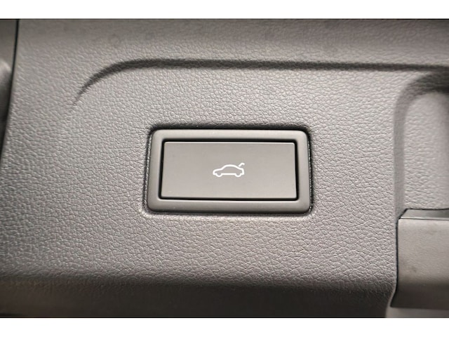 Volkswagen Touran 1.5 TSI DSG R-Line