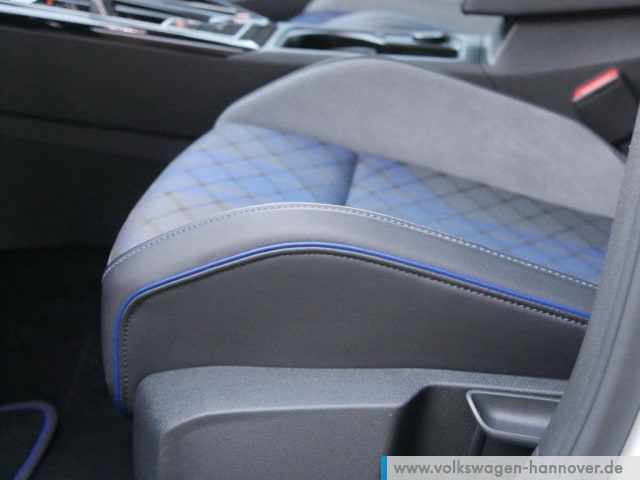 Volkswagen Golf 2.0 TSI DSG Golf VIII