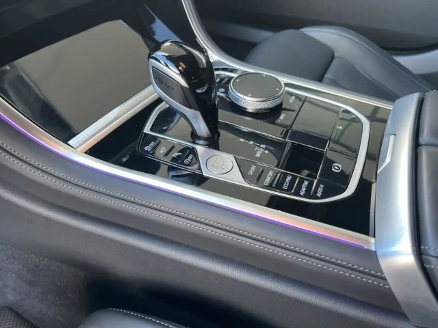 BMW M850 Coupé Gran Coupé Sedan