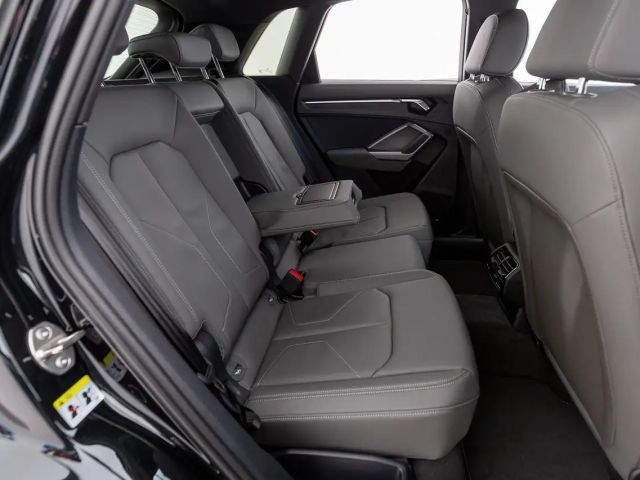 Audi Q3 35 TFSI S-Tronic