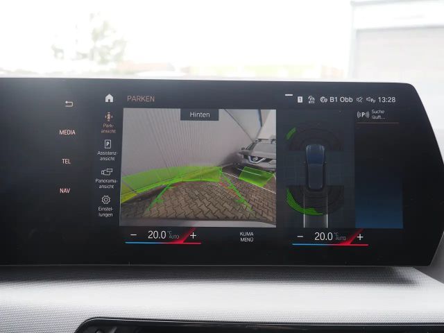 BMW 220 220i Active Tourer