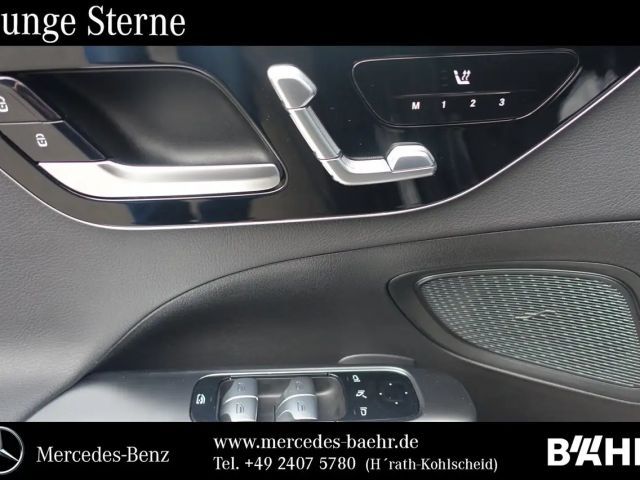 Mercedes-Benz C 180 AVANTGARDE Sedan