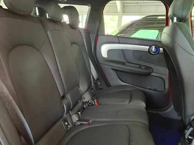 MINI Cooper Countryman Aut. Navi PanoDach E-Sitze-Leder HuD Yours Trim