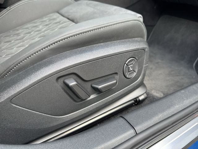 Audi S3 Quattro S-Tronic Sedan