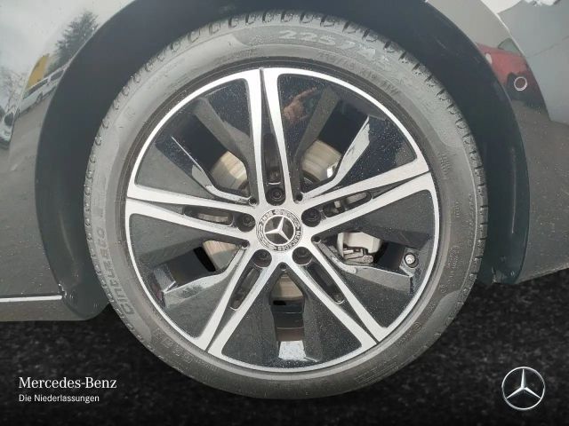 Mercedes-Benz A 200 Progressive