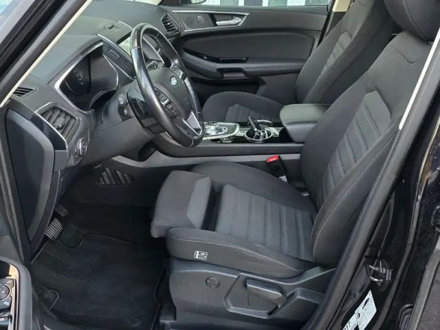 Ford Galaxy Titanium