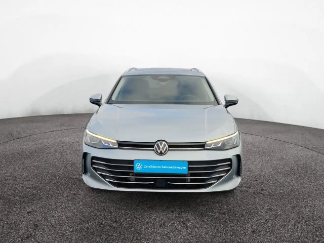 Volkswagen Passat 1.5 eTSI Business DSG Variant