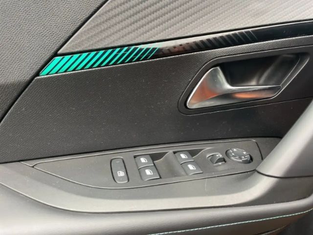 Peugeot E-2008 Allure Pack