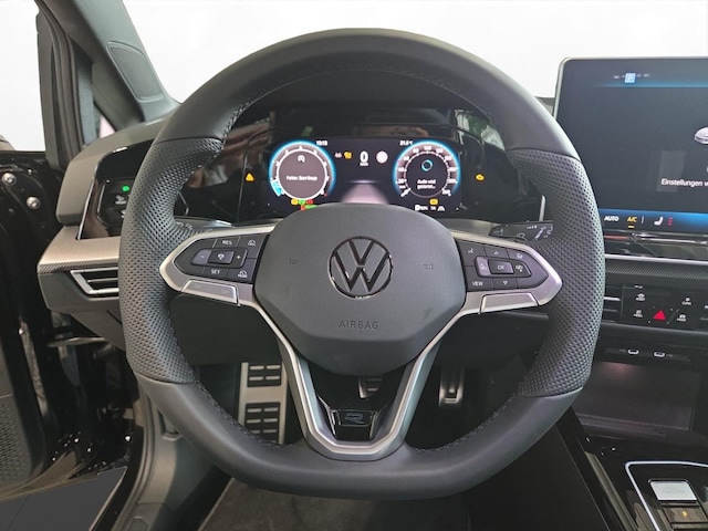 Volkswagen Golf DSG R-Line