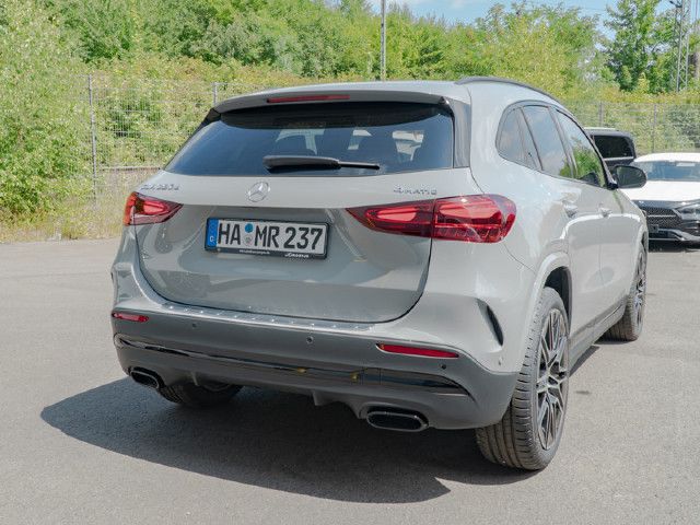Mercedes-Benz GLA 220 4MATIC GLA 220 d