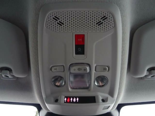 Citroën C4 Hybrid Max