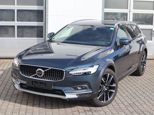 Volvo V90 Cross Country AWD Plus