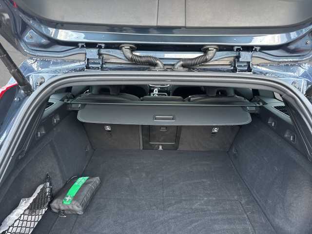 Volvo V60 AWD Dark Hybrid T6 Ultra