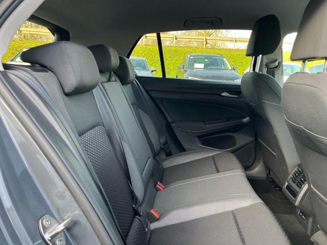 Volkswagen Golf 2.0 TDI DSG Golf VIII