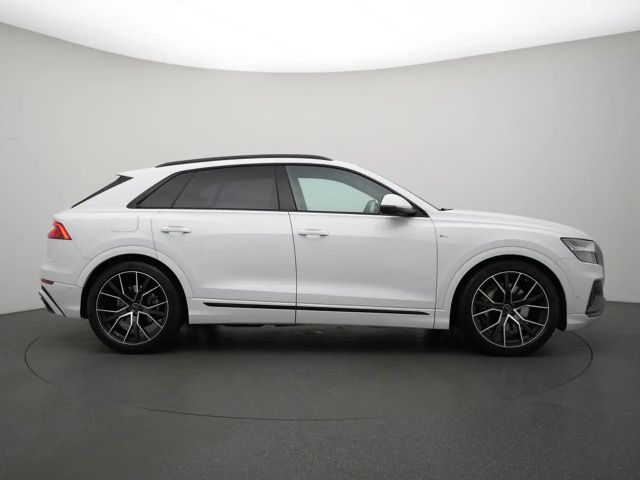 Audi Q8 e MATRIX RAUTE LUFT LEDER B&O ACC MEMORY N