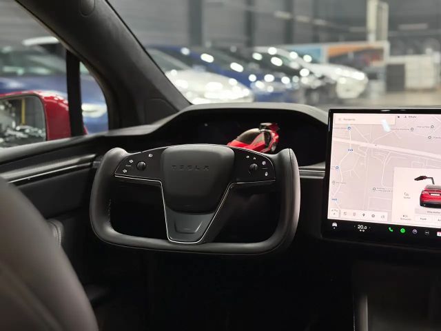 Tesla Model X Plaid