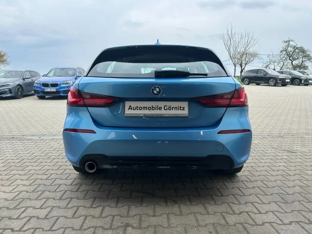 BMW 116 116i Sedan Sport Line