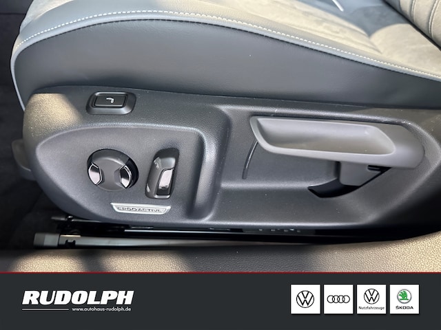 Volkswagen Passat 1.5 eTSI Business DSG