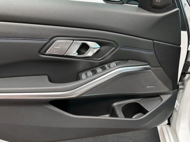 BMW 330 330i M-Sport Sedan