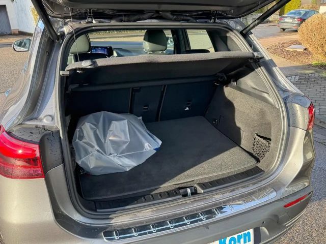 Mercedes-Benz EQA 300 4MATIC Progressive