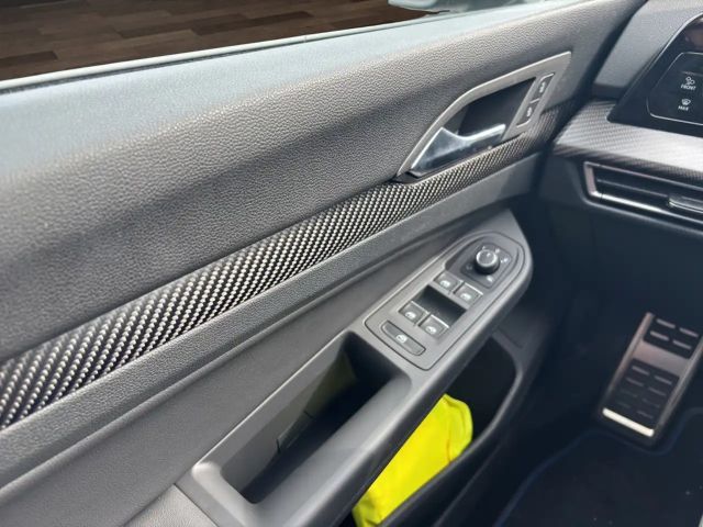 Volkswagen Golf 2.0l Black Edition *SideAssist,HeadUpDisplay, Dig.Cockpit,Start