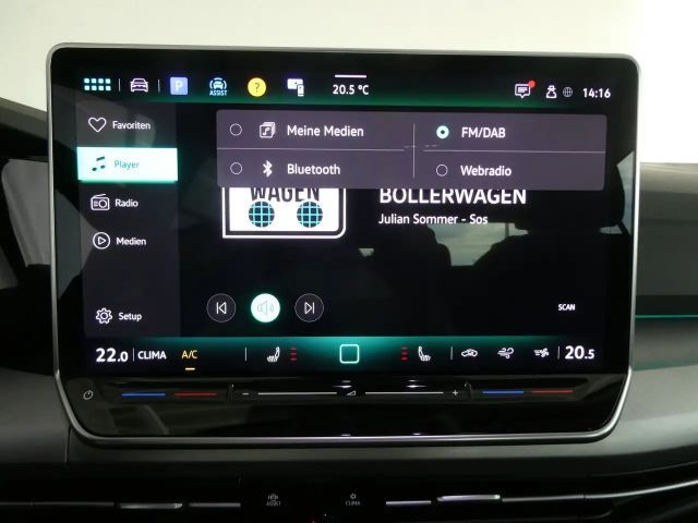 Volkswagen Golf Life