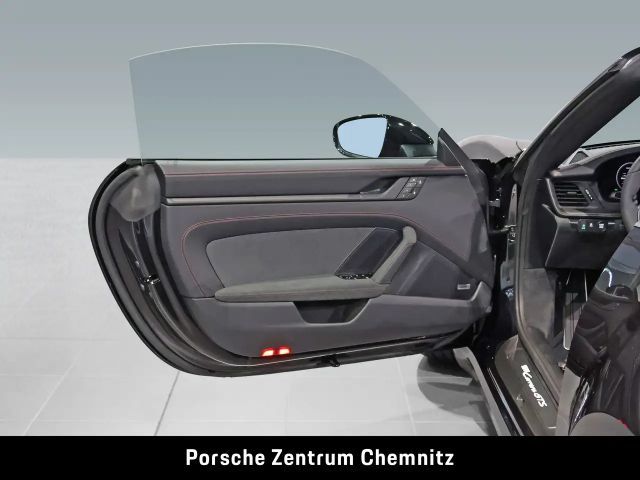 Porsche 992 Cabrio Carrera GTS