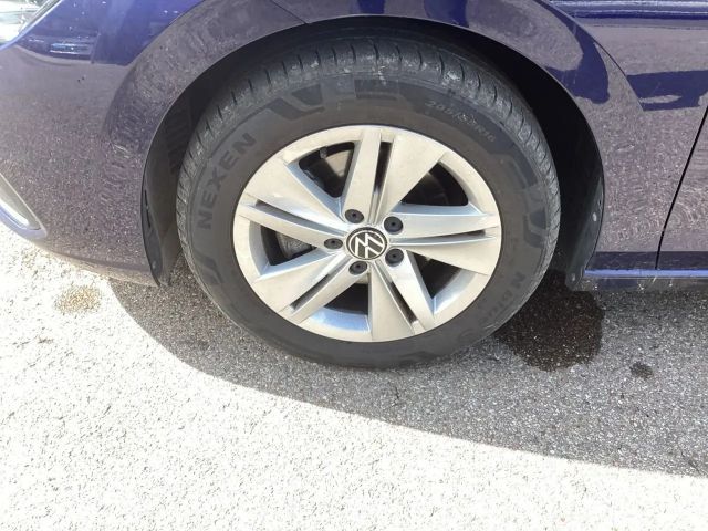 Volkswagen Golf 1.0 TSI Golf VIII Life