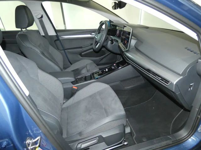 Volkswagen Golf 1.5 eTSI Style Variant