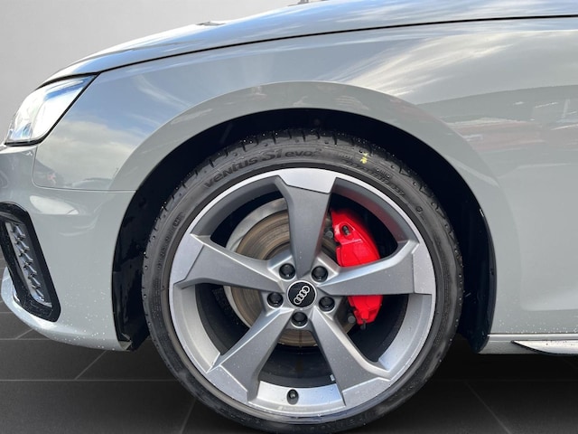 Audi A4 40 TDI Avant Quattro S-Tronic