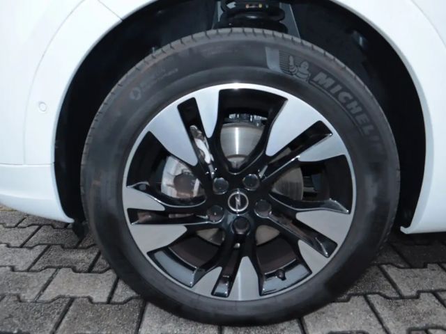 Opel Grandland X 1.2 Turbo Elegance business+