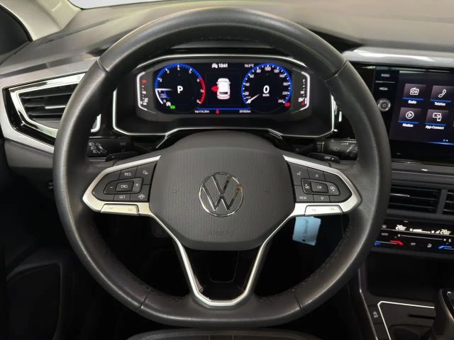 Volkswagen Polo 1.0 TSI DSG Style