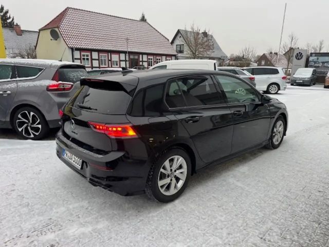 Volkswagen Golf DSG R-Line