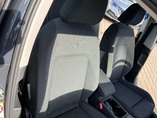 Volkswagen Golf 2.0 TDI Golf VIII Life Variant