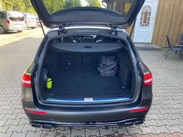 Mercedes-Benz E 63 AMG AMG Line