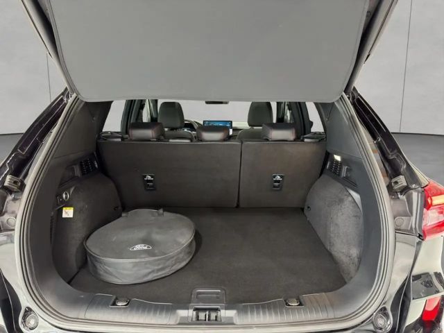 Ford Kuga Plug in Hybrid ST Line X